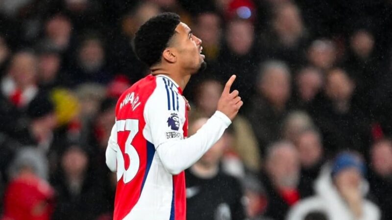 <span dir="ltr">06/01/25 09:33 pm</span>