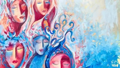 ضجيج ألوان في لوحة “وجوه” لثمينة سعادة