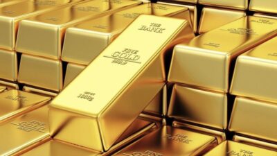 الذهب يحافظ على مكاسبه مع ارتفاع الطلب على الملاذ الآمن