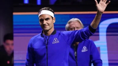 فيدرر يلتقي نجم الرغبي كوليسي لدعم التعليم في جنوب أفريقيا