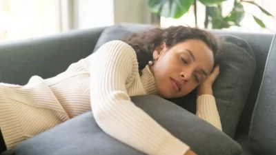 تعزز القدرة على حل المشاكل… قيلولة بعد الظهر تمنح الدماغ قدرات هائلة