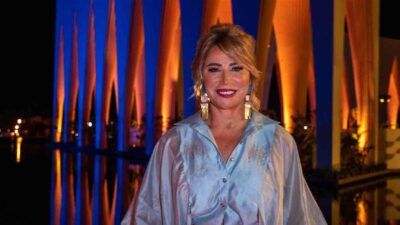 إيناس الدغيدي تبكي وتكشف سبب إبعاد ابنتها من مصر