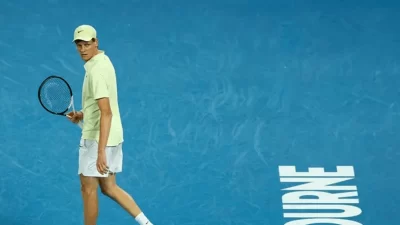 المصنف الأول عالمياً في التنس يقبل الإيقاف لمدة 3 أشهر.. ما السبب؟