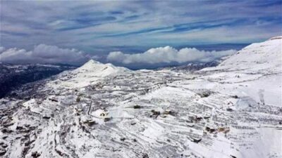 انخفاض ملحوظ بالحرارة…والثلوج على الـ300 متر