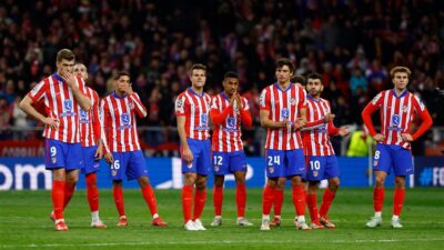 أتليتكو مدريد يسعى لتضميد جراحه أمام برشلونة في “الليغا”