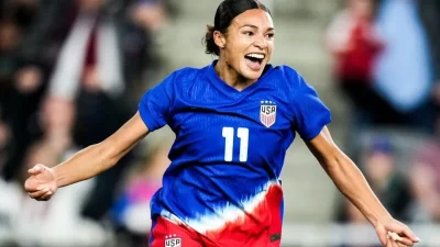 نجمة المنتخب الأميركي للسيدات تعلن حملها قبل الموسم الجديد