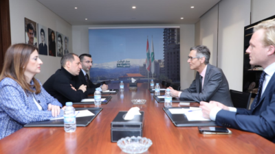 الجميل اكد خلال لقائه السفير الهولندي ضرورة استعادة سيادة الدولة اللبنانية