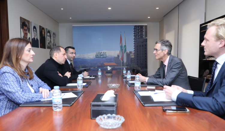 <span dir="ltr">27/03/25 12:28 pm</span>