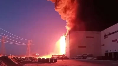 القوات الروسية تتقدّم في كورسك… وحريق كبير في مستودع بمنطقة سامارا