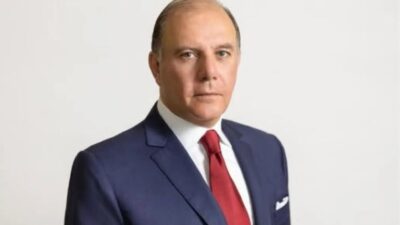 “الحاكِم” يَخرج اليوم من القصر؟