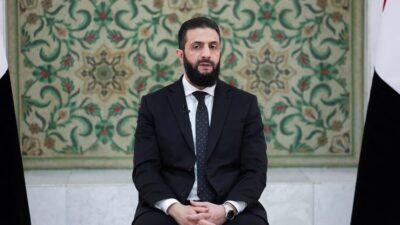 الرئيس احمد الشرع عن شعوره داخل القصر : قلبي يضيق بداخله