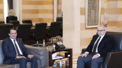 سلام يعرض الاوضاع الراهنة مع سفير قطر