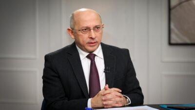 ألان عون: لا لتأجيل الانتخابات البلدية