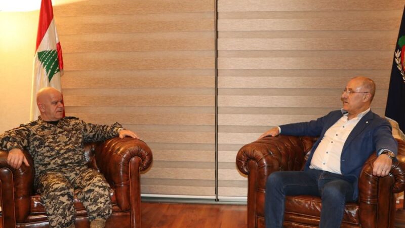 <span dir="ltr">28/04/25 09:30 pm</span>