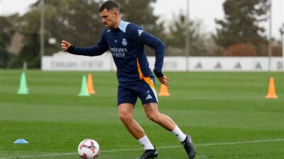 ريال مدريد يستعيد سيبايوس لتصحيح المسار