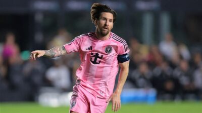 إنتر ميامي يقترب من تمديد عقد ميسي حتى 2026