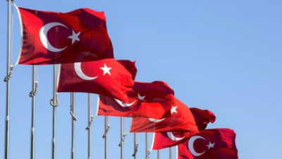 وزير التربية التركي اعلن تعليق الدراسة غدا وبعد غد إثر سلسلة الزلازل