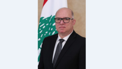 وزير العمل غادر بيروت إلى القاهرة للمشاركة في مؤتمر العمل العربي