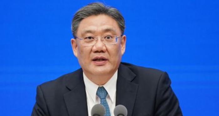 <span dir="ltr">10/04/25 09:03 am</span>