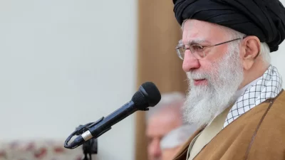 المستشار السياسي لخامنئي: لن يكون هناك اتفاق مع أميركا إلا بوقف التهديدات واحتواء إسرائيل