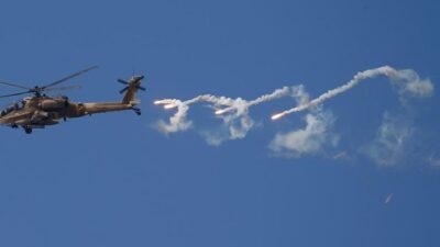 غارتان على منزلين في ياطر وتحليق مكثف للطيران الإسرائيلي في اجواء القطاع الغربي