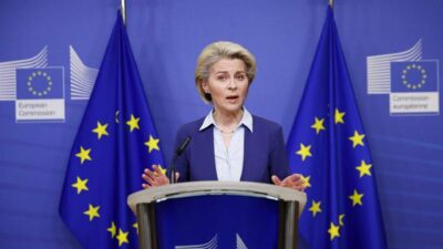 فون دير لايين رحّبت بقرار ترامب تعليق الزيادات المقررة في الرسوم الجمركية