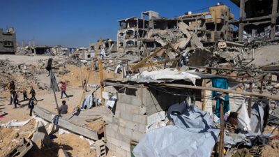 الدفاع المدني في غزة يعلن استشهاد 15 شخصا في قصف إسرائيلي