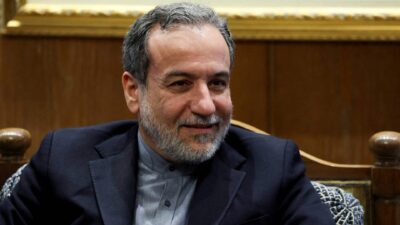 إيران تتهم نتنياهو بـ”إملاء” إرادته على السياسة الأميركية في المحادثات النووية