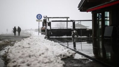 أربعة قتلى في انهيارات ثلجية في جبال الألب