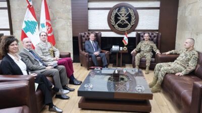 استقبالات العماد قائد الجيش