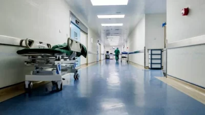 اعتداءٌ على مستشفى… واستنكار