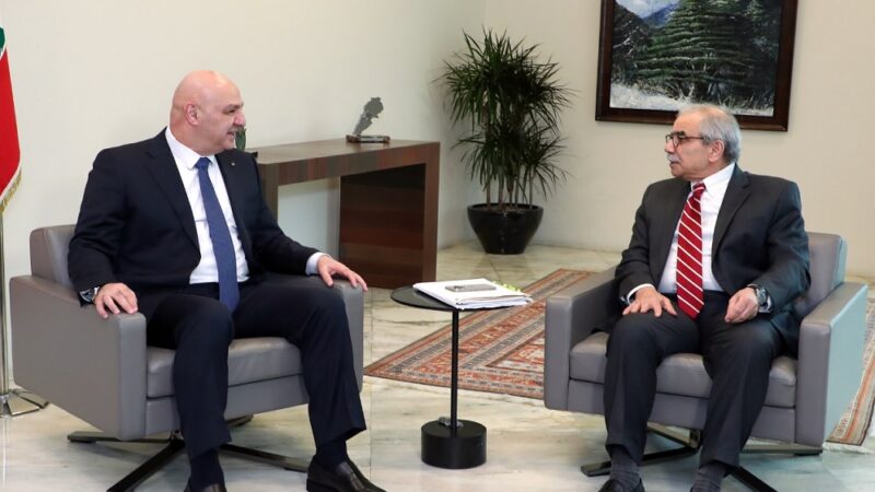 <span dir="ltr">08/04/25 07:27 pm</span>