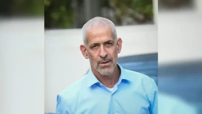 الحكومة الإسرائيلية تتراجع عن إقالة رئيس الشاباك