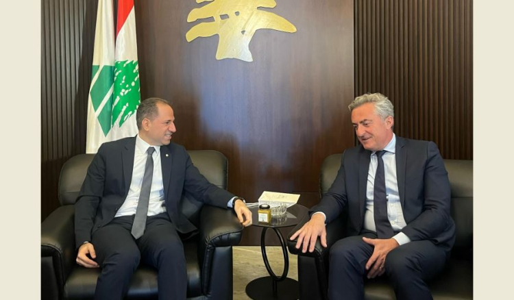 <span dir="ltr">15/04/25 08:27 am</span>