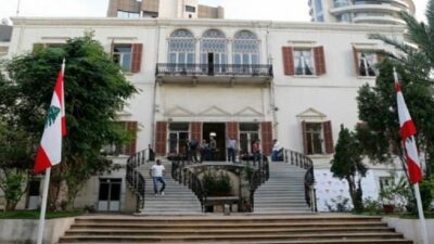 “الخارجية” لسفير ايران: للالتزام بالأصول الدبلوماسية