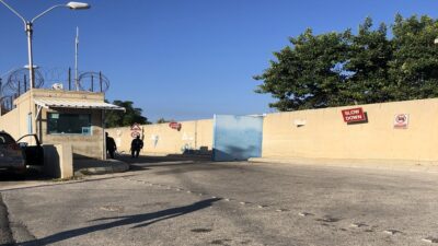 جرافات إسرائيلية تقطع طريقاً في رأس الناقورة