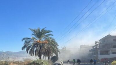 قنابل مدفعية ومضيئة على بلدة حولا