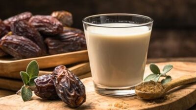 التمر بالحليب.. “كنز صحي” في رمضان