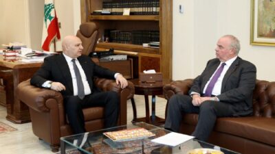 الحاج يعرض خطة الاتصالات على عون